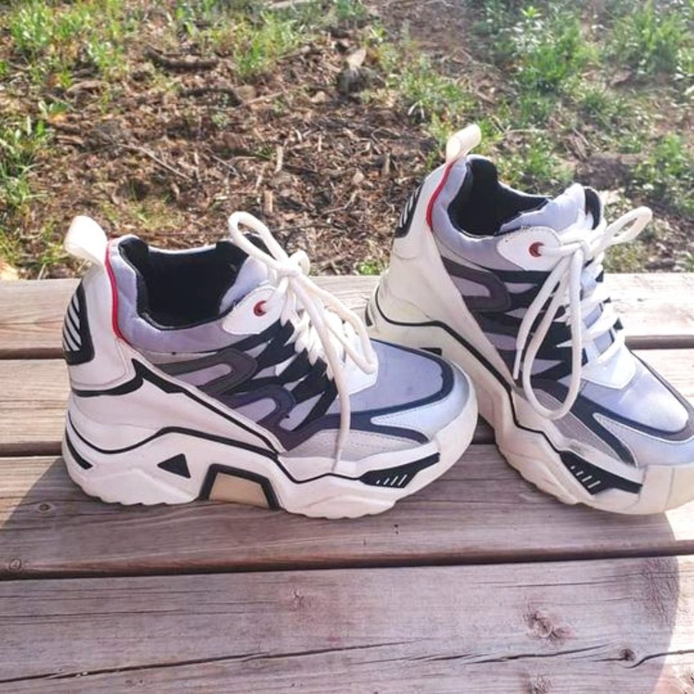 Johnny Wang festival shoes
